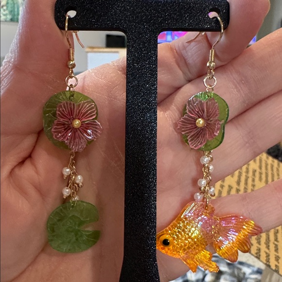 Jewelry - Lily pad Fish Earrings